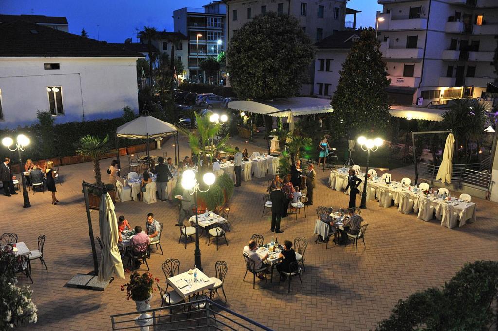 Hotel President Montecatini Terme Eksteriør bilde